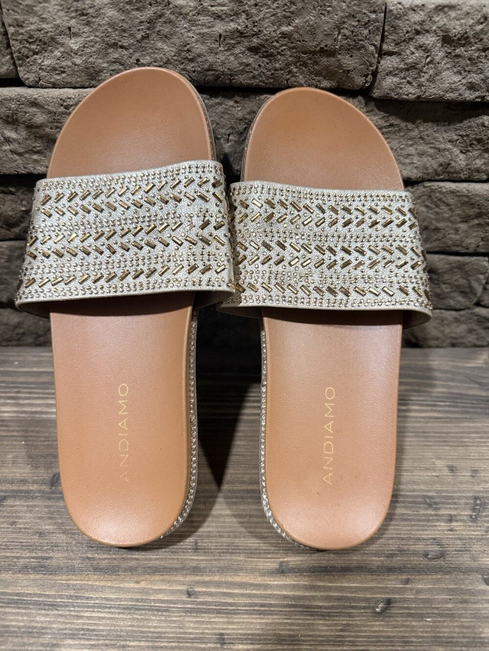 Women’s Andiamo Flat Slides Silver And Gold Size 7.5 M